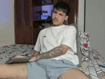 lary_holly – webcam model profile photo Image 17