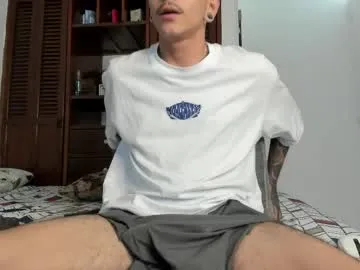 lary_holly – webcam model profile photo Image 3