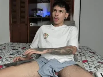 lary_holly – webcam model profile photo Image 4