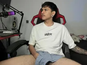 lary_holly – webcam model profile photo Image 7