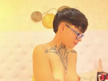 MollyMary – webcam model profile photo Image 5