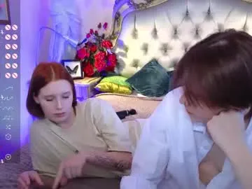 ollistiw – webcam model profile photo Image 7