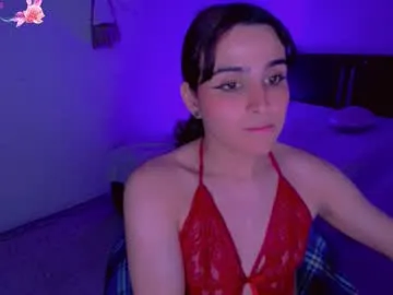 pinkypuppa – webcam model profile photo Image 6