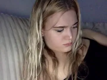 miya_shake – webcam model profile photo Image 15