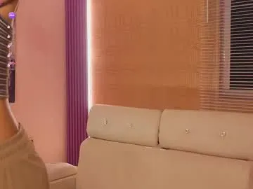 quyenkjos – webcam model profile photo Image 16