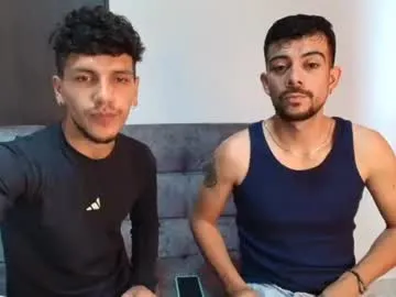 voyeurism_guys – webcam model profile photo Image 2