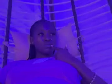 MiaIrwin – webcam model profile photo Image 16