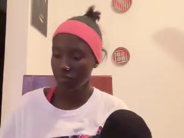 MiaIrwin – webcam model profile photo Image 17