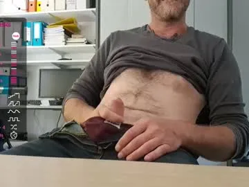 kira0541 – webcam model profile photo Image 2