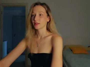 sexxxsirens – webcam model profile photo Image 19