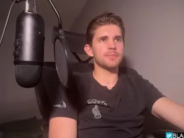 sexy_vania – webcam model profile photo Image 4