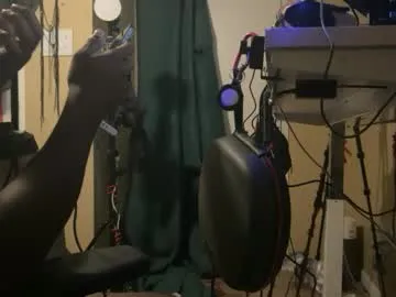 thatbl0ndeboyx – webcam model profile photo Image 10