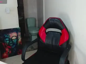 loving_ladies – webcam model profile photo Image 16