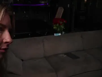 kittywoodyluv – webcam model profile photo Image 4