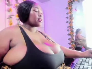 pinkypuppa – webcam model profile photo Image 3