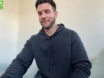 lovely_babyy – webcam model profile photo Image 18