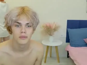 hot_n_coldd – webcam model profile photo Image 4