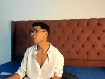 playussoftly – webcam model profile photo Image 18