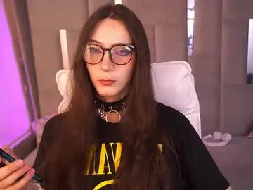 alicerosee___ – webcam model profile photo Image 2