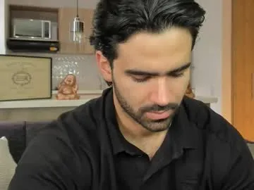 crismens – webcam model profile photo Image 14