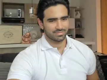 crismens – webcam model profile photo Image 4