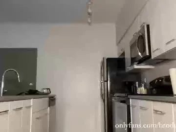 caseykissesxoxo – webcam model profile photo Image 17