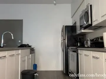 caseykissesxoxo – webcam model profile photo Image 5