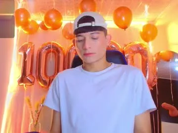 squirtervanessa21 – webcam model profile photo Image 7