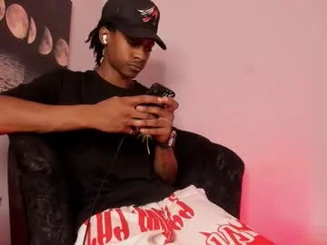 loving_ladies – webcam model profile photo Image 10