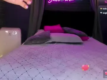 ErikaBonnie – webcam model profile photo Image 17