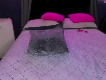 ErikaBonnie – webcam model profile photo Image 18