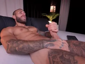 realtryit – webcam model profile photo Image 8