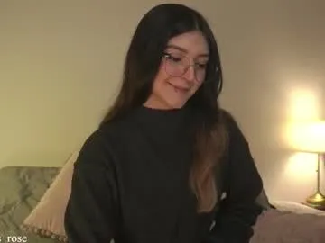 littlejennifer18 – webcam model profile photo Image 13