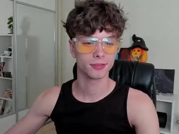 lust_one – webcam model profile photo Image 3