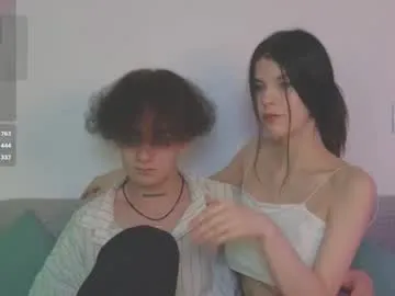 lary_holly – webcam model profile photo Image 2