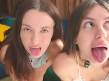 kiss_storm – webcam model profile photo Image 11