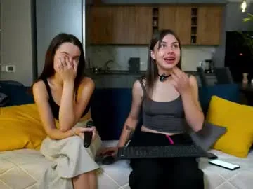 kiss_storm – webcam model profile photo Image 6