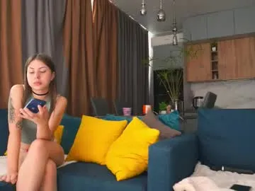 kiss_storm – webcam model profile photo Image 9