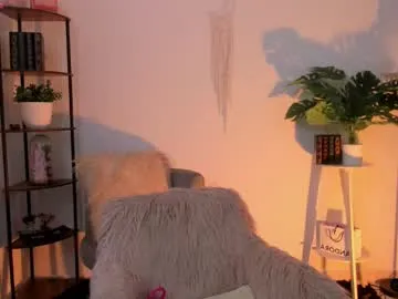 littlejennifer18 – webcam model profile photo Image 13