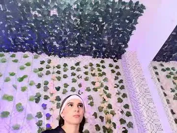 pinkypuppa – webcam model profile photo Image 5