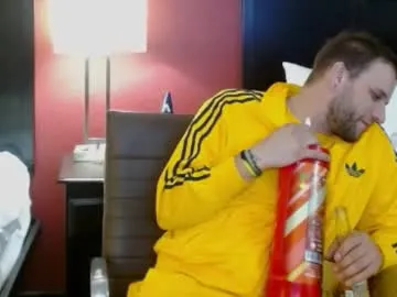 playussoftly – webcam model profile photo Image 15