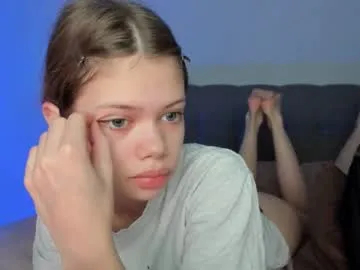 laura47_sweet – webcam model profile photo Image 3