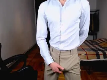 ursaotome – webcam model profile photo Image 2