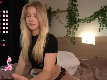 loving_ladies – webcam model profile photo Image 10