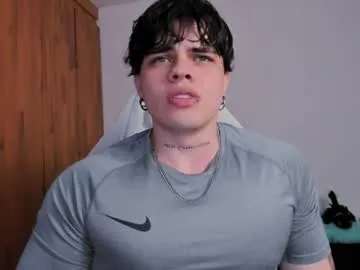 pizza_biceps – webcam model profile photo Image 2