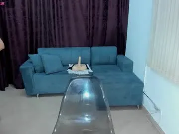 vivi_uwu – webcam model profile photo Image 10