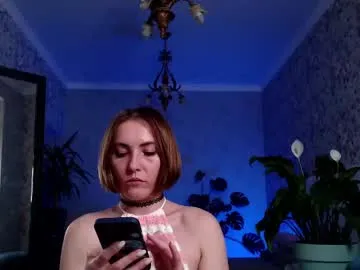 clara_bendover Image 11