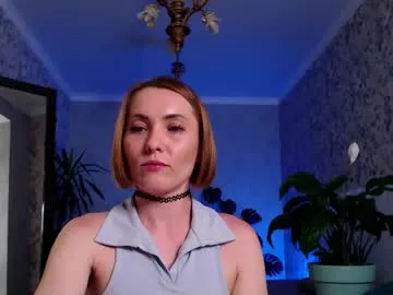 clara_bendover Image 15
