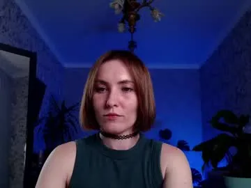 clara_bendover Image 5