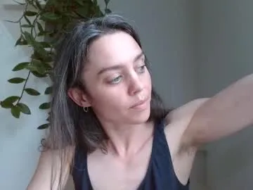 lary_holly – webcam model profile photo Image 7